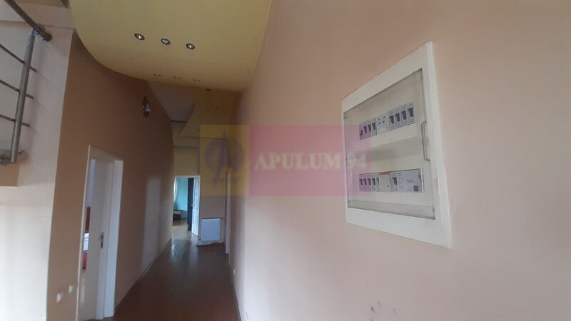 Doua Etaje in Vila in zona Voluntari de Inchiriat