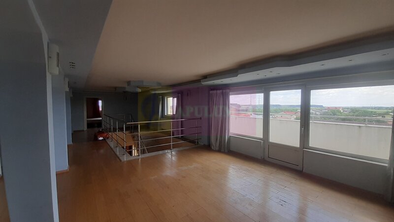 Doua Etaje in Vila in zona Voluntari de Inchiriat